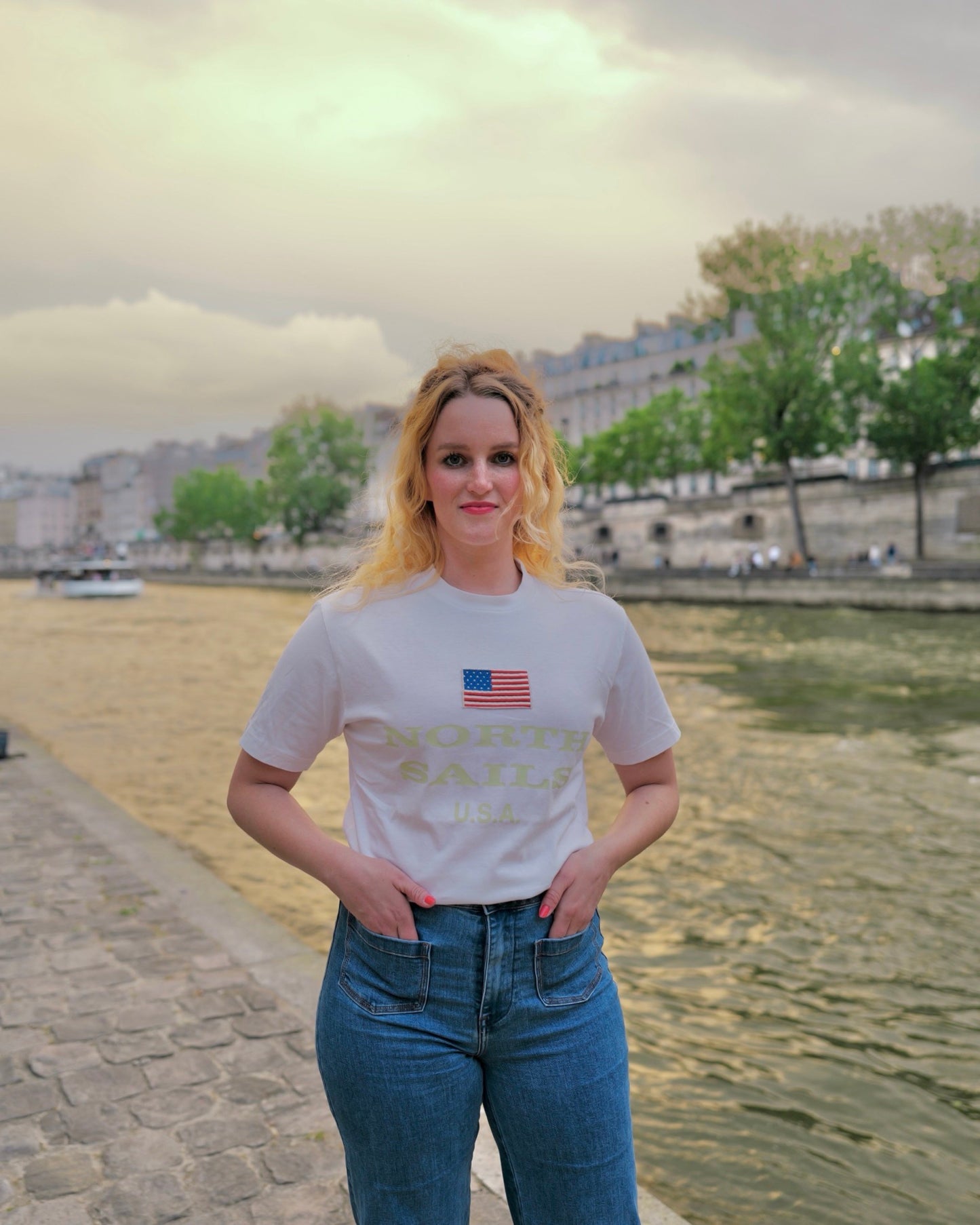Vintage American T-shirt - M - Petit Paris Vintage