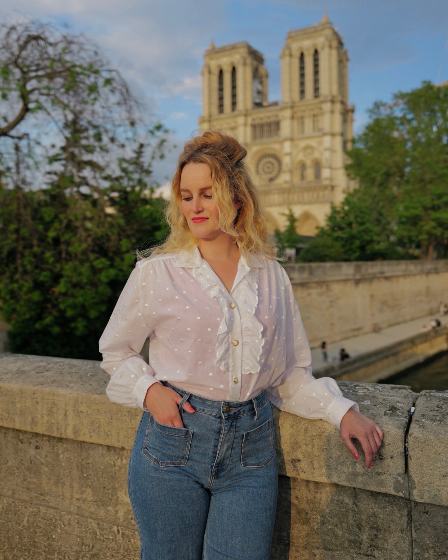 Vintage Blouse met geborduurde stippen - L - Petit Paris Vintage