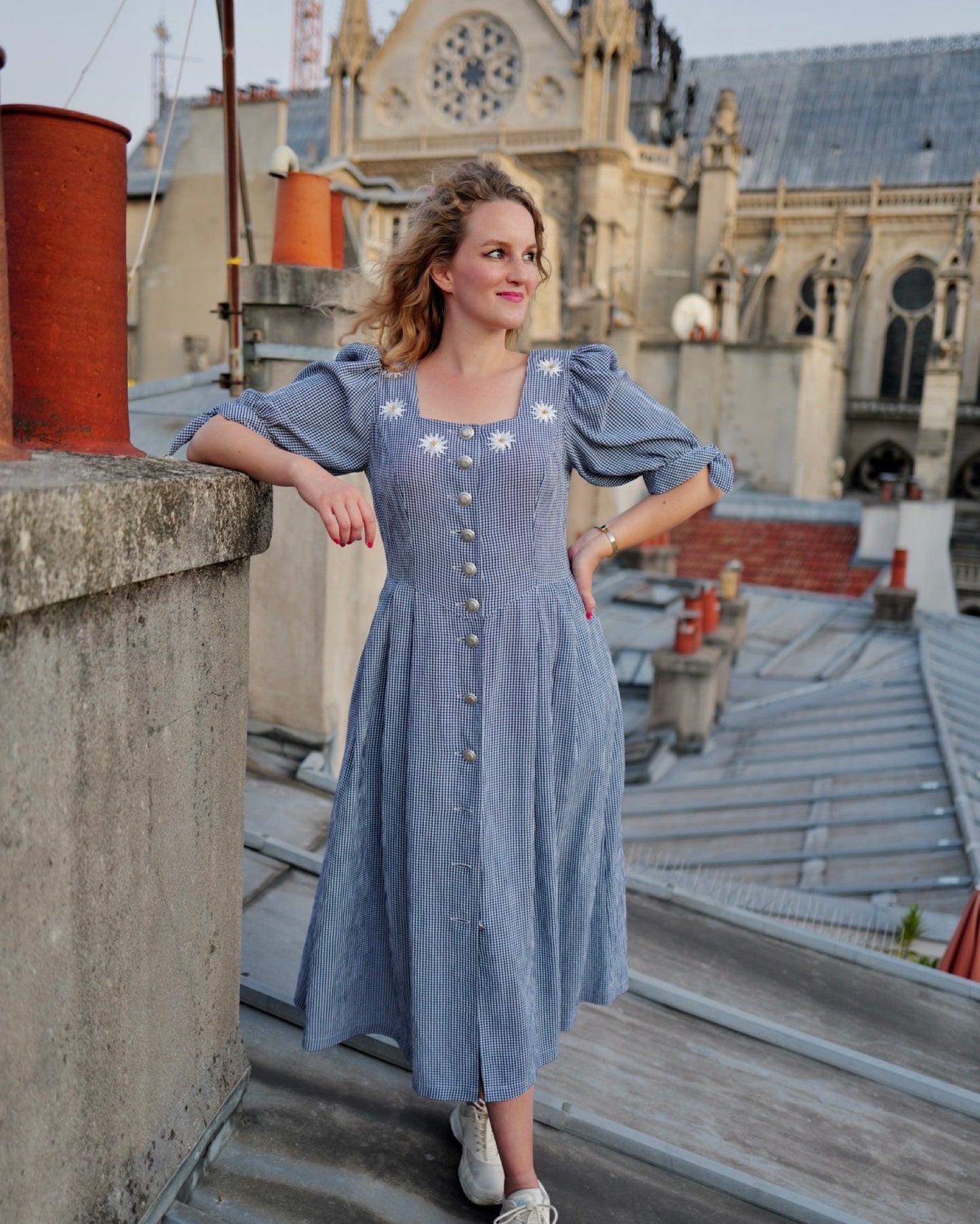 Oostenrijkse gingham jurk met madeliefjes - M