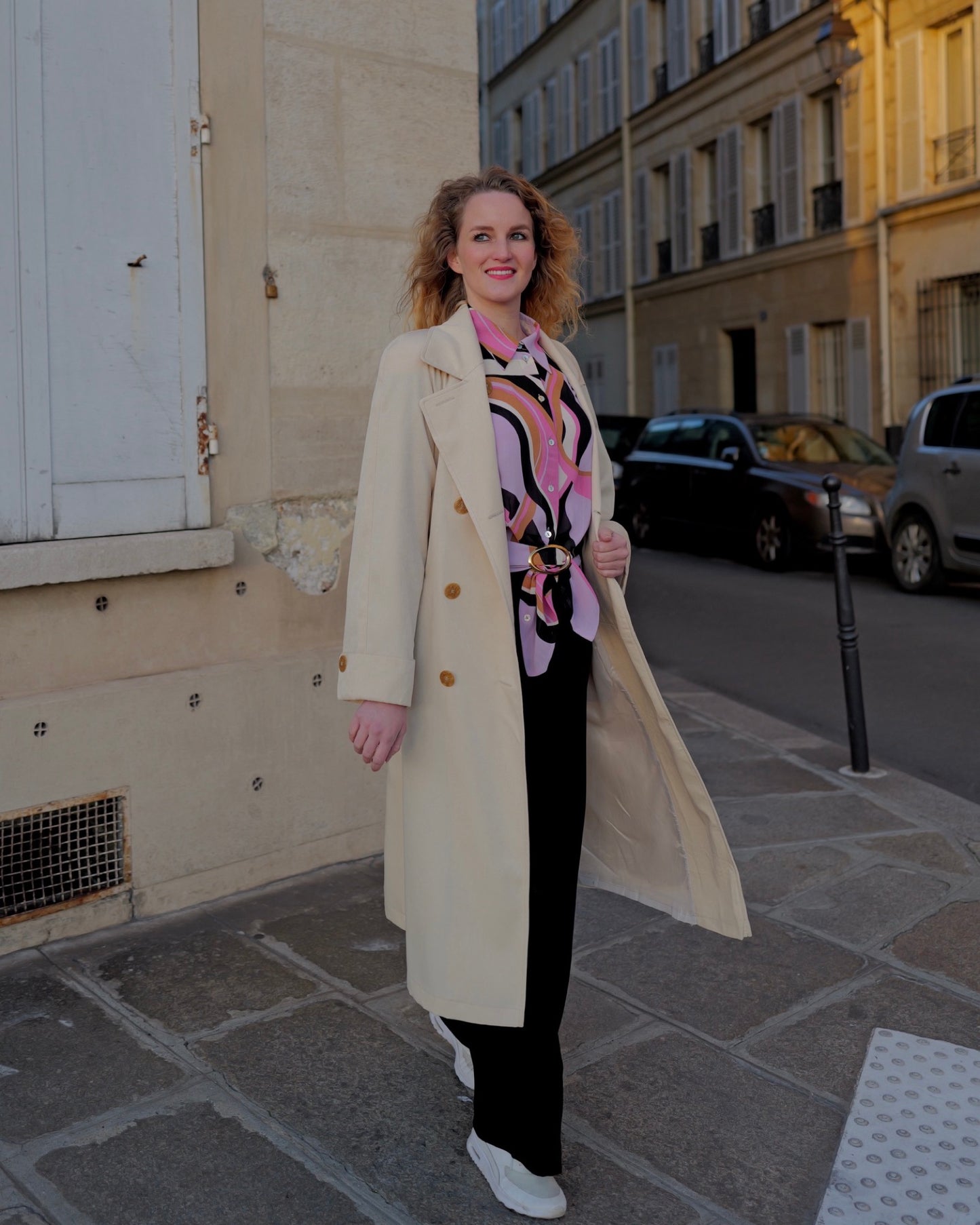 Cream trench coat - L/XL