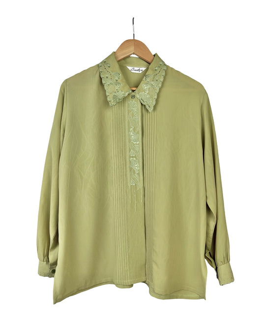 Lichtgroene vintage blouse met borduursels - L